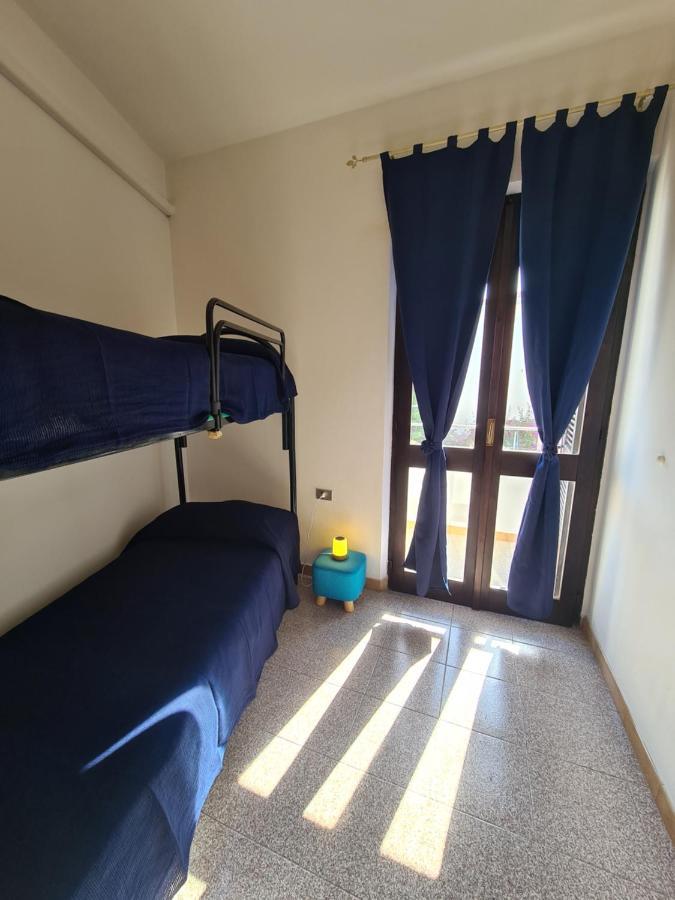 Ferienwohnung A Ca' Di Pe E Gio Calasetta Exterior foto